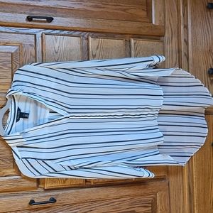 White House/Black Market Blouse Women's Size 4